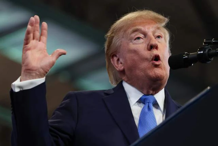 Президент США Дональд Трамп під час виступу в Центрі підготовки та розвідки імені Девіда Мака