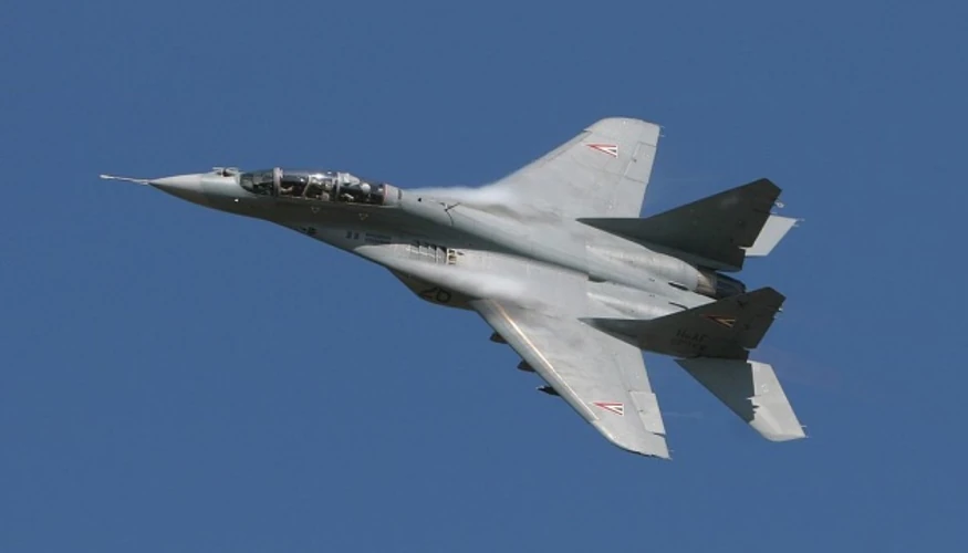 Пошкоджений винищувач МіГ-29 на аеродромі у Ростовській області