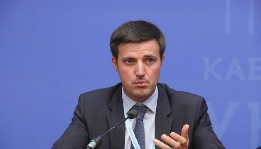 Цінники на продукти у супермаркеті